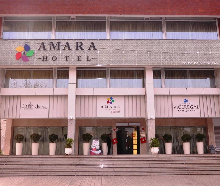 Amara Hotel Chandīgarh Buitenkant foto