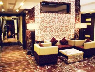 Amara Hotel Chandīgarh Buitenkant foto